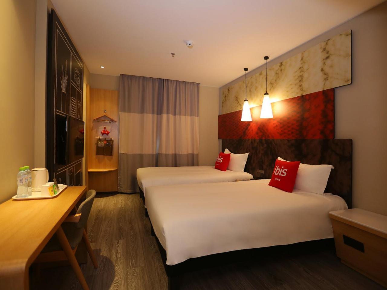 Ibis Haikou Injoy Plaza Hotel Haikou (Hainan) Exterior foto