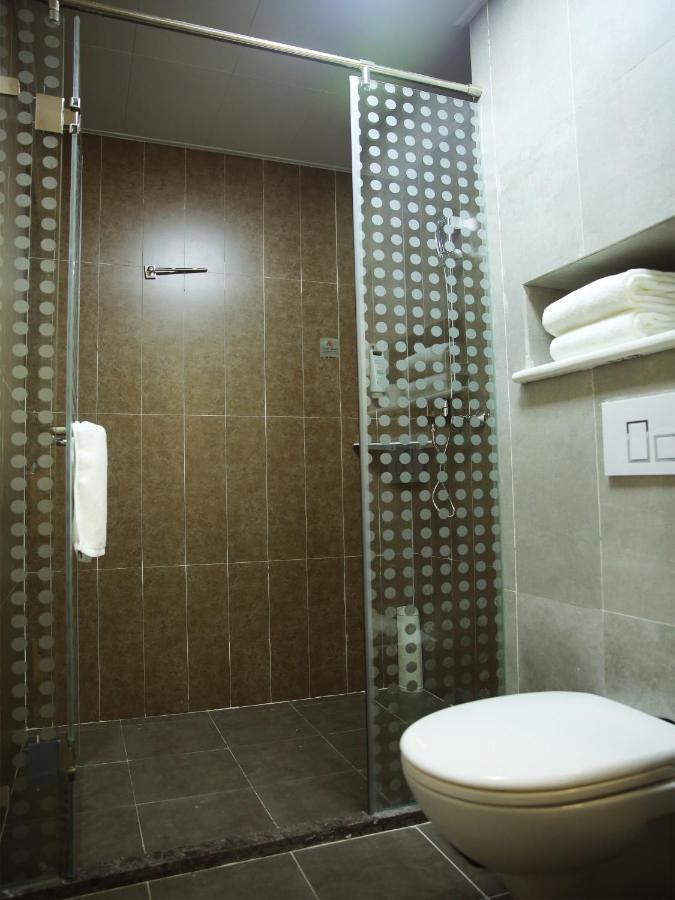 Ibis Haikou Injoy Plaza Hotel Haikou (Hainan) Exterior foto